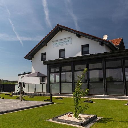 Seepension Ostertach - Am Leitgeringer See Tittmoning Eksteriør bilde